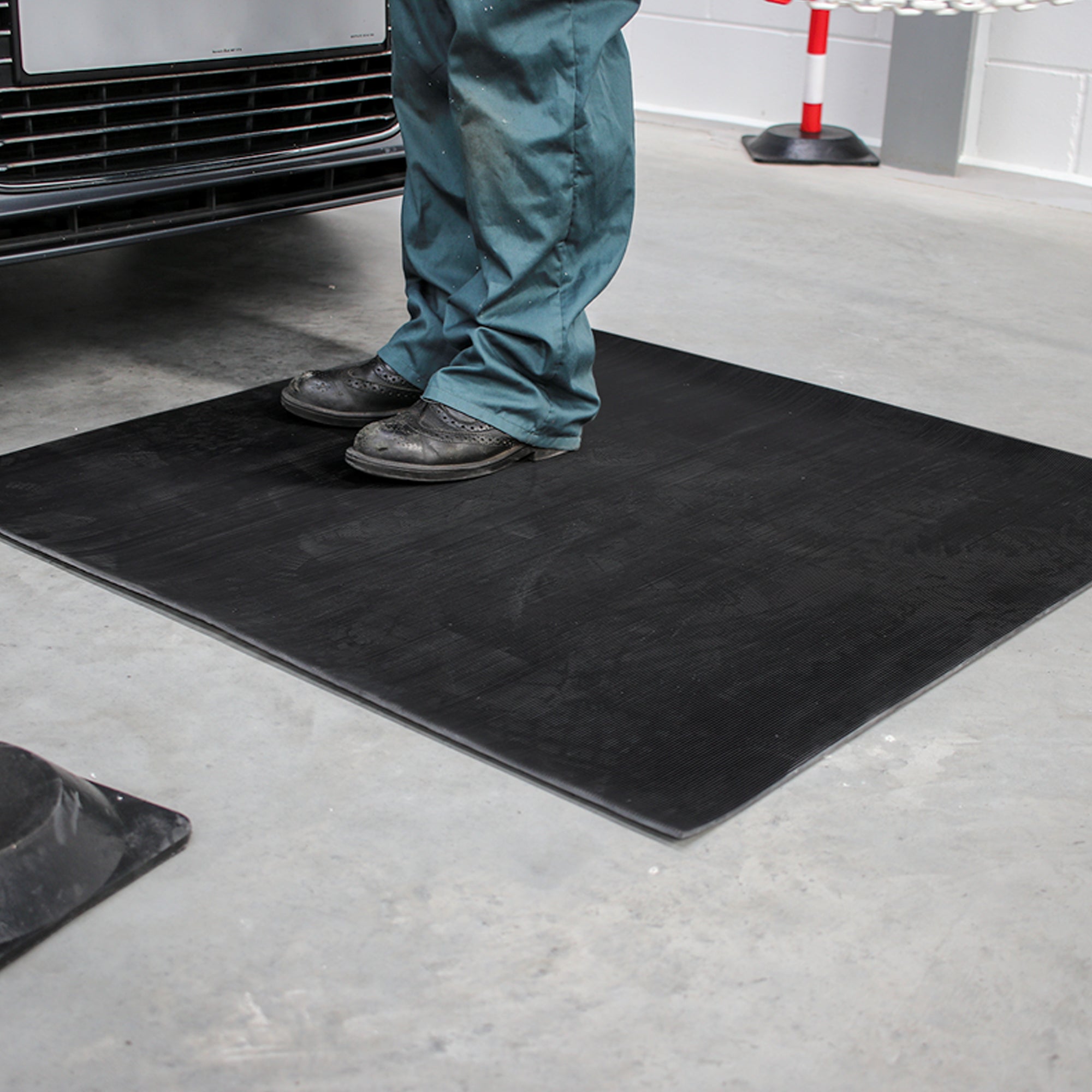 EV Safety Insulating Mat