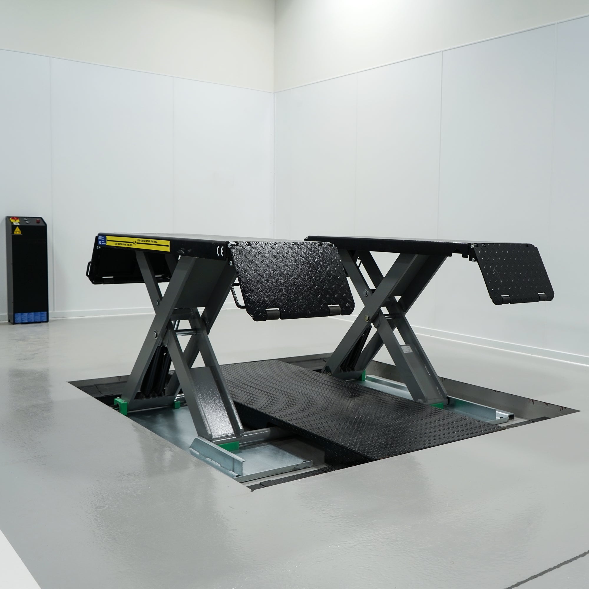 MR40 4000kg Mid-Rise Scissor Lift