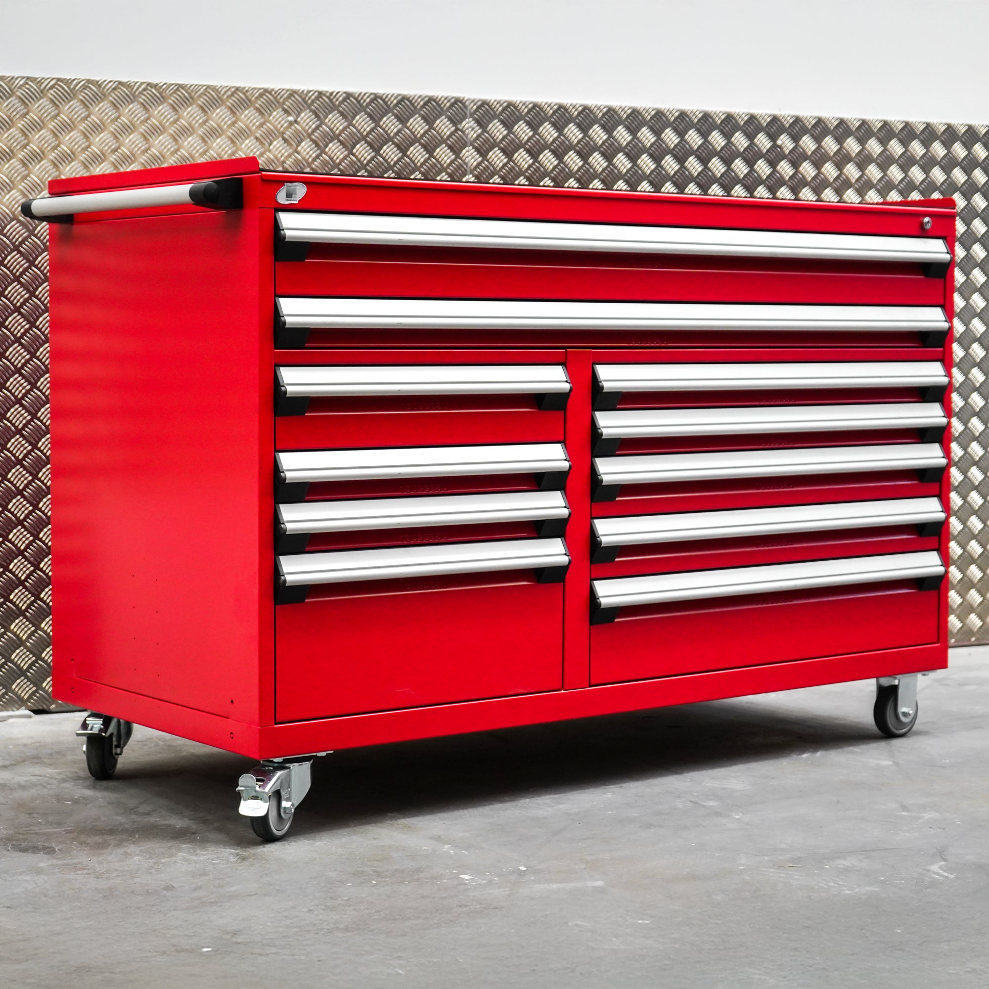 Rousseau Mobile 11 Drawer 60 Inch Red Toolbox