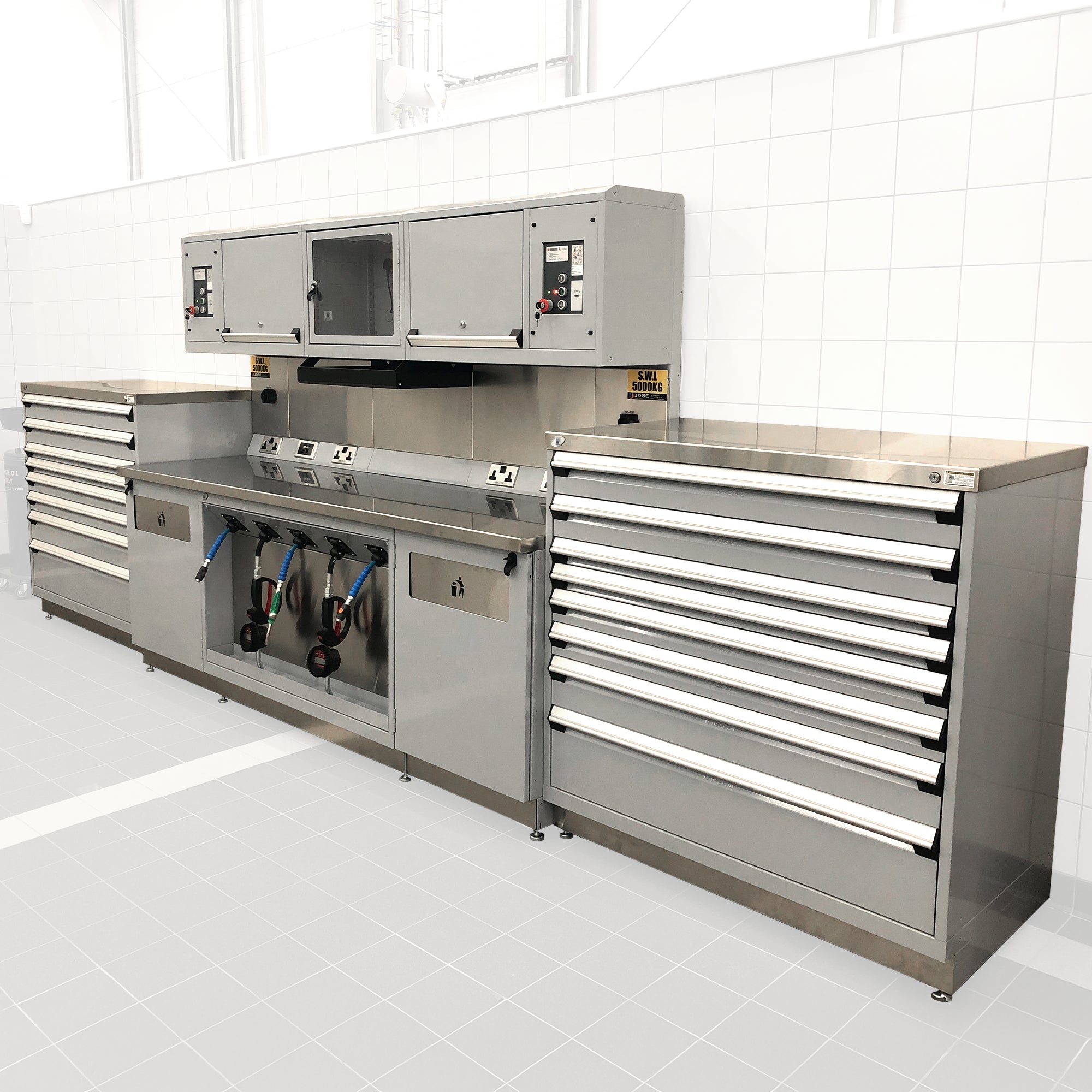 Rousseau Double GT Workstation with PC