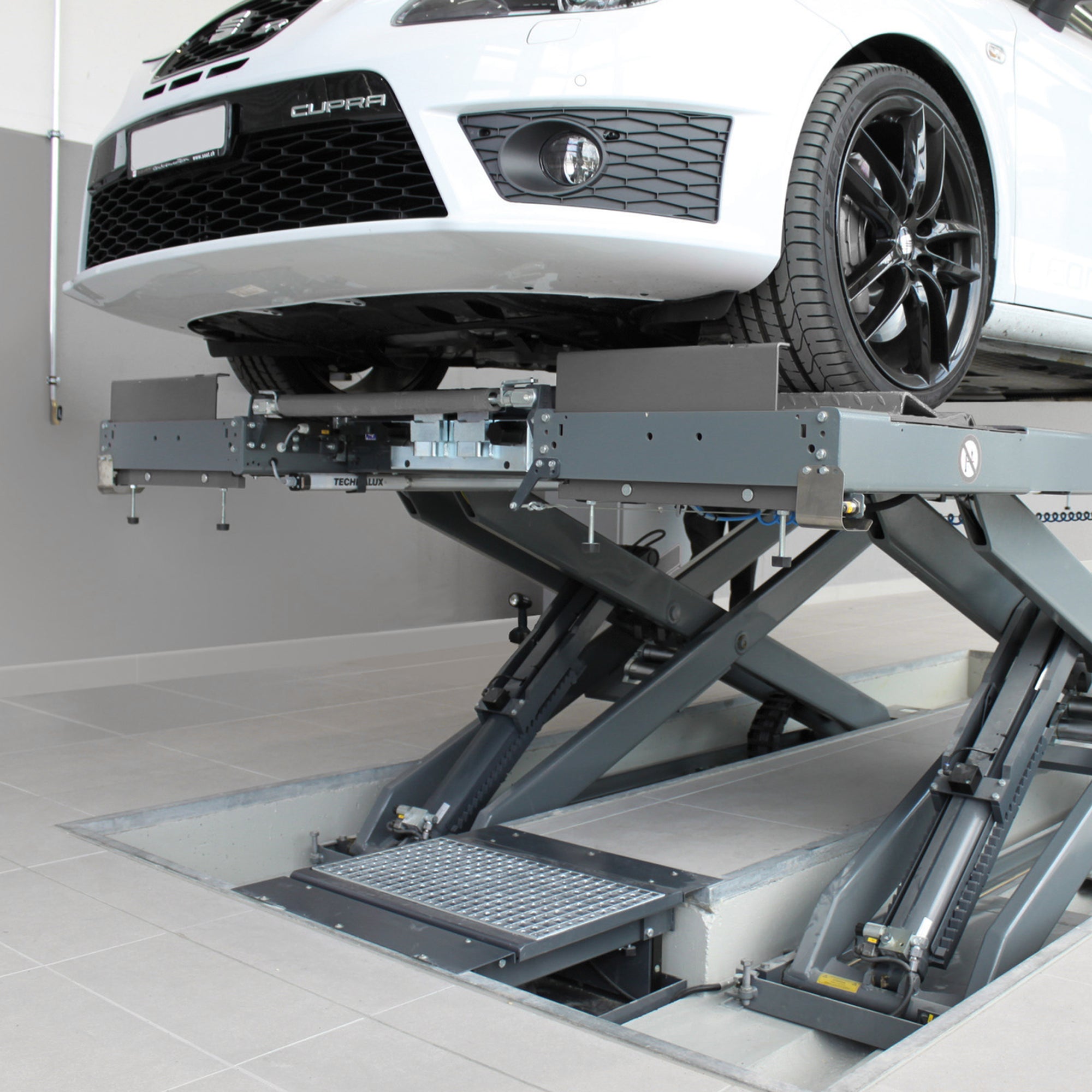 MAHA DUO 4.2 CM 4200kg Service Scissor Lift