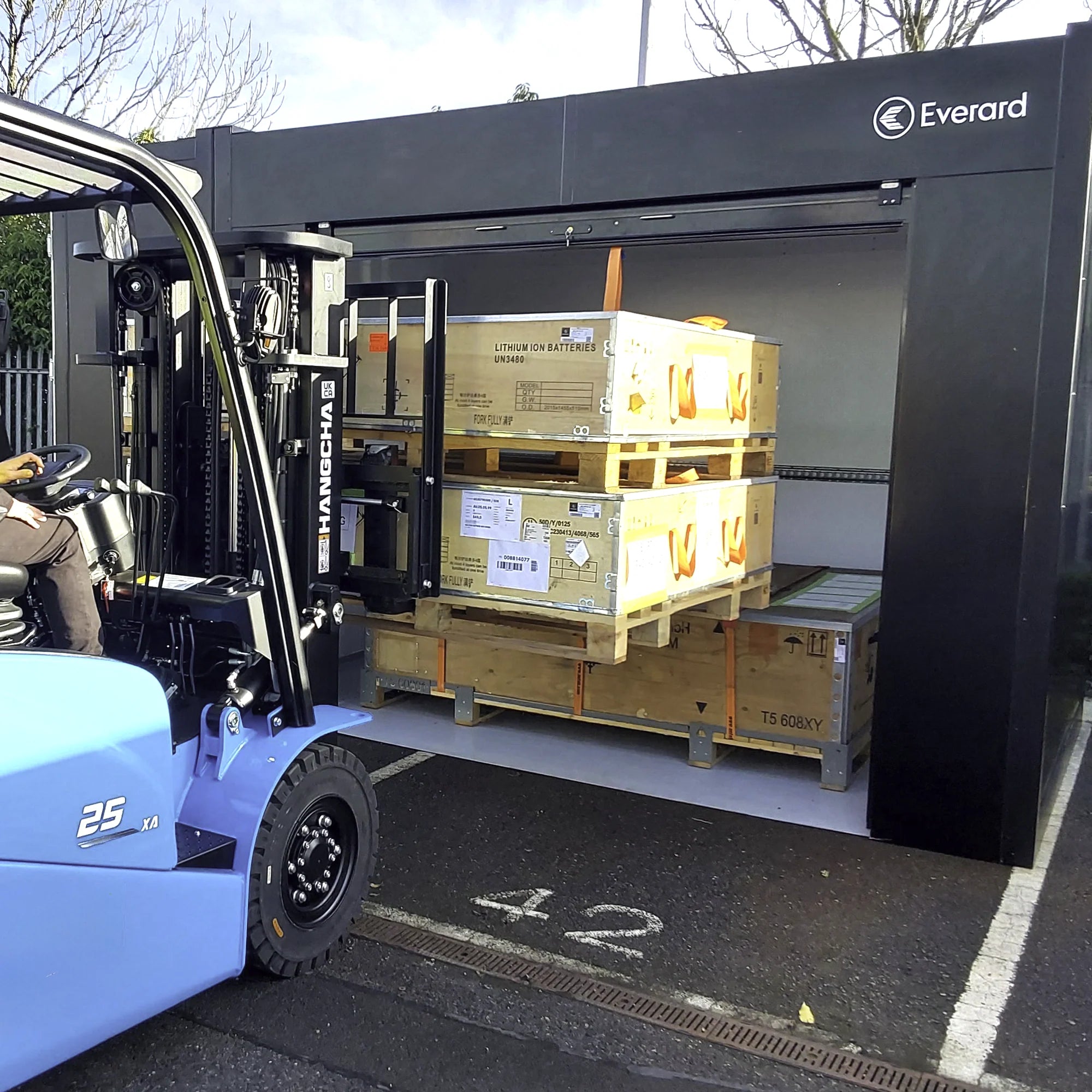 EV Battery Storage Pod