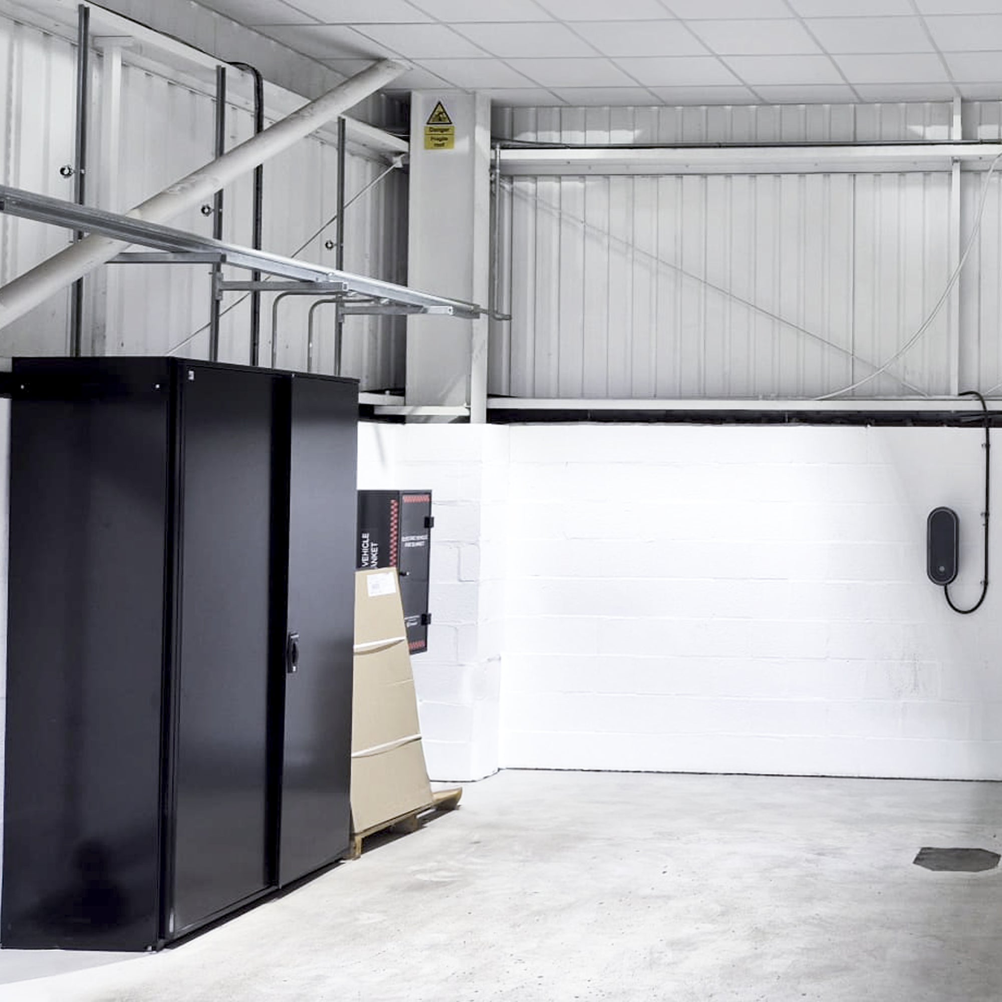 EV Battery Repair Booth