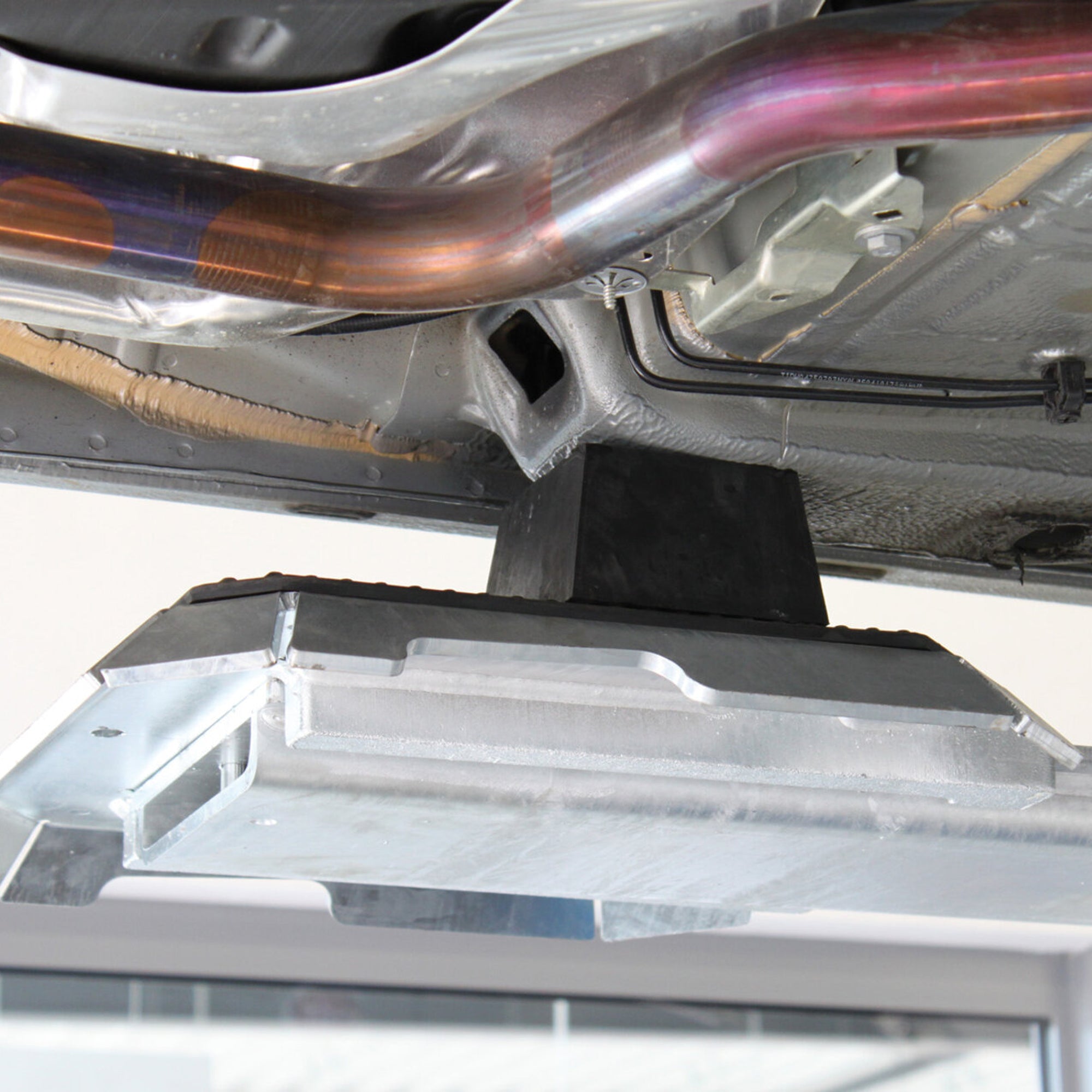 Maha ZS Square II 3.5 FT 3500kg Flat Top 2-Piston Lift